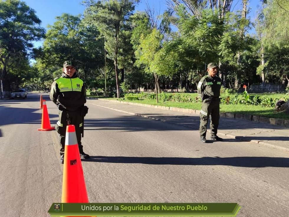  Casi 2.000 arrestados y 270 motorizados retenidos por incumplir el auto de buen gobierno en Bolivia