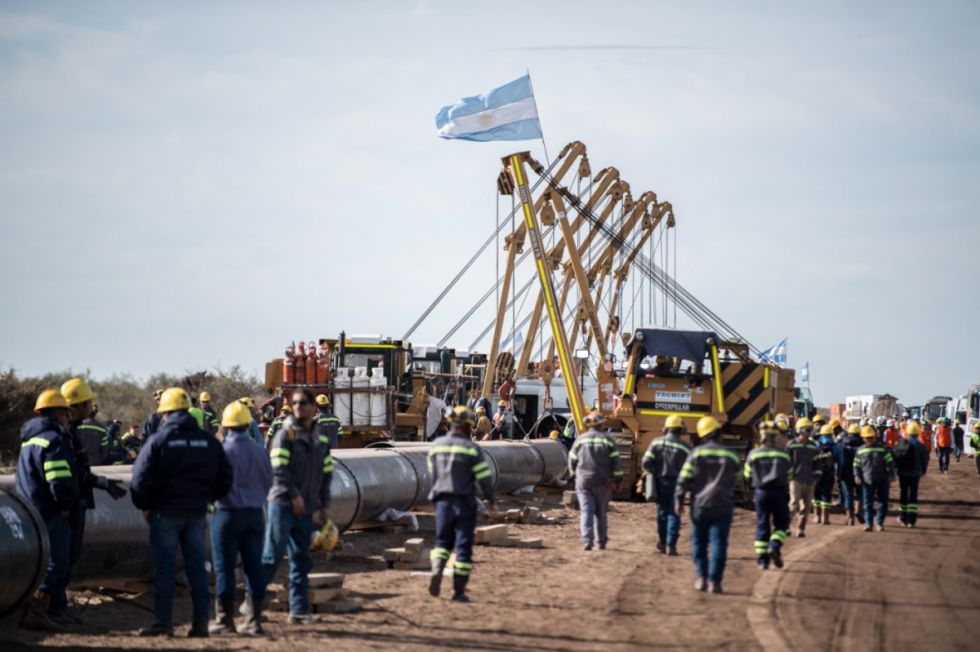 La apuesta arriesgada por el gas: los casos de Argentina y Bolivia La apuesta arriesgada por el gas: los casos de Argentina y Bolivia