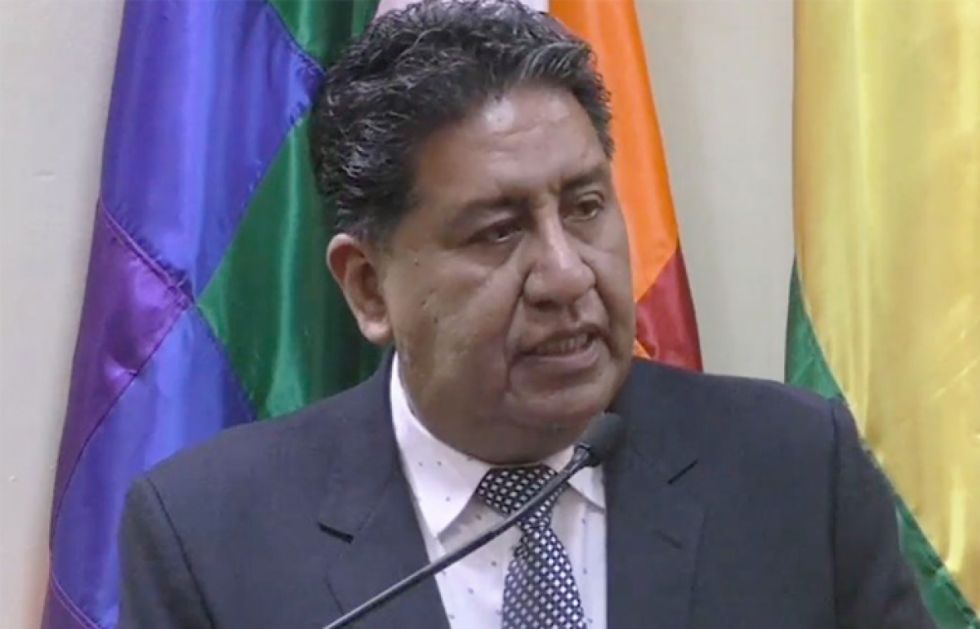 Remiten denuncias contra Alave a Sucre