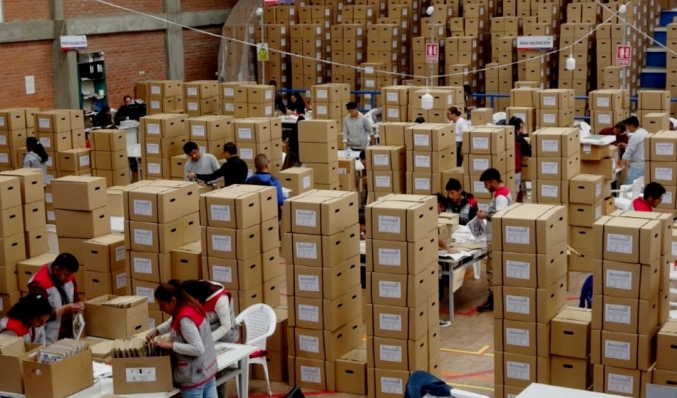Un 40% de cajas censales de La Paz ya retornó al centro de acopio