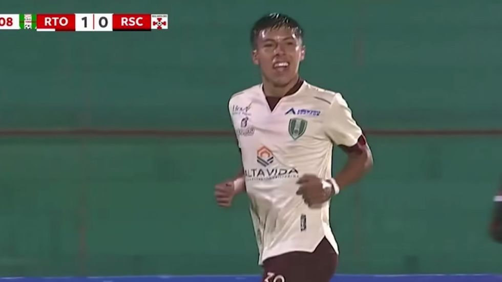 En un partido de oportunidades, Cuiza aprovechó la suya y se estrenó en las redes con Real Tomayapo