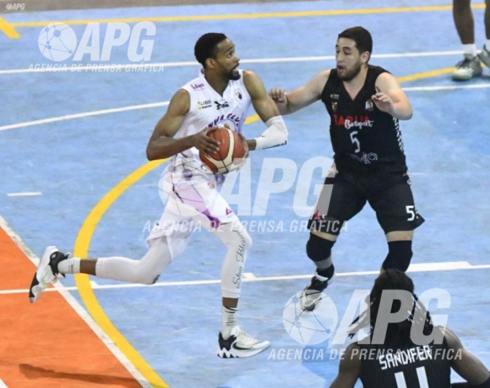 Tarija Básquetbol aborda la cima con triunfo contundente 