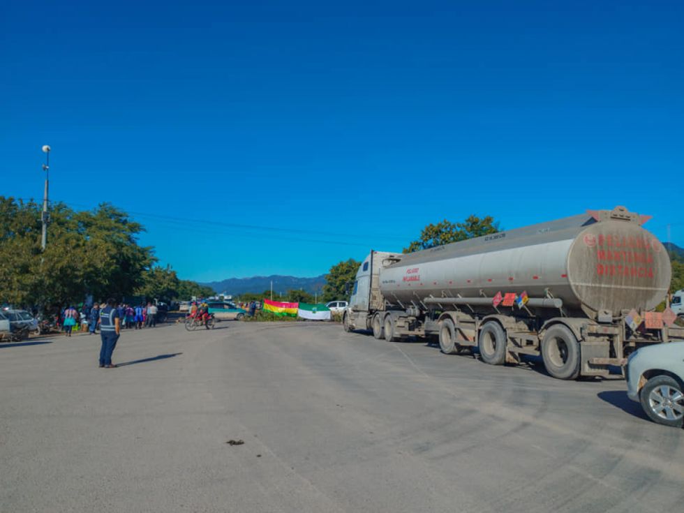 Se cumple el segundo día de bloqueo en la Ruta 9 de Yacuiba por ítems de salud