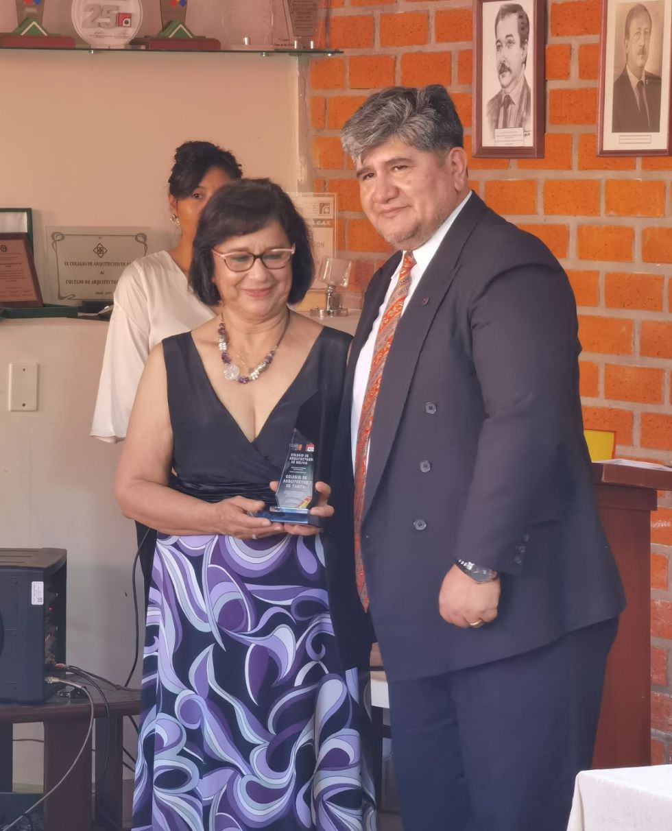 Un reconocimiento al CAT en sus 49 años. 