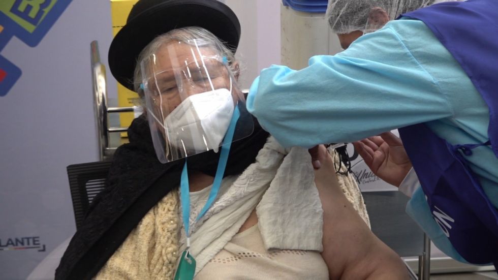 Avanza la vacunación contra la influenza en Bolivia