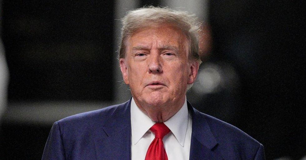 Trump promete luchar contra el "sentimiento anti-blanco" 