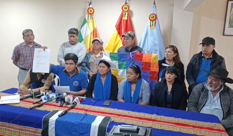 ‘Evistas’ señalan que Grover García no cumple requisito estatutario para ser dirigente nacional