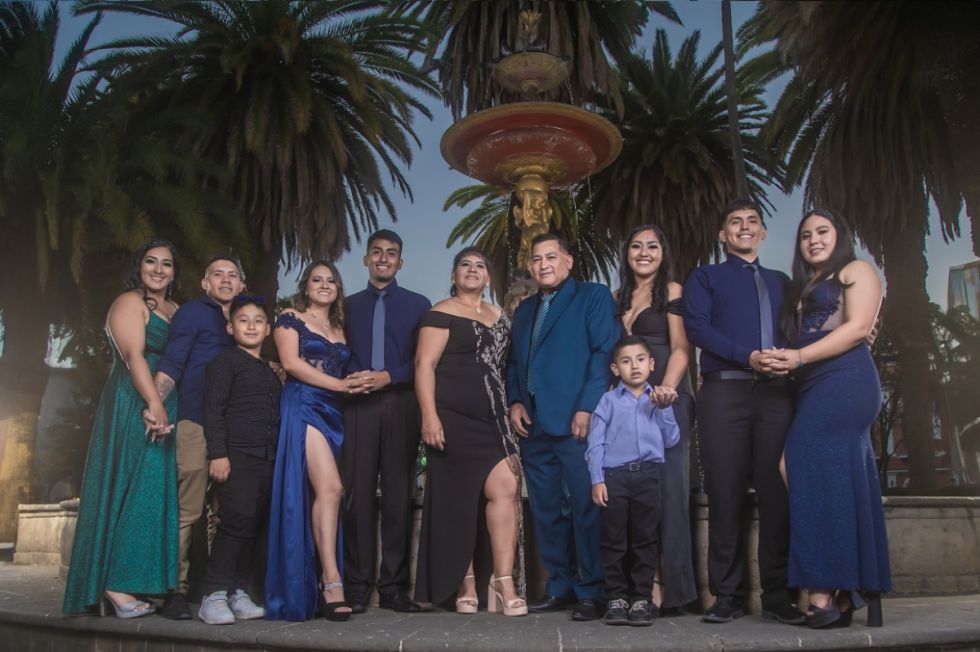 La familia Narváez Jiménez, con yerno, nueras y nietos. 