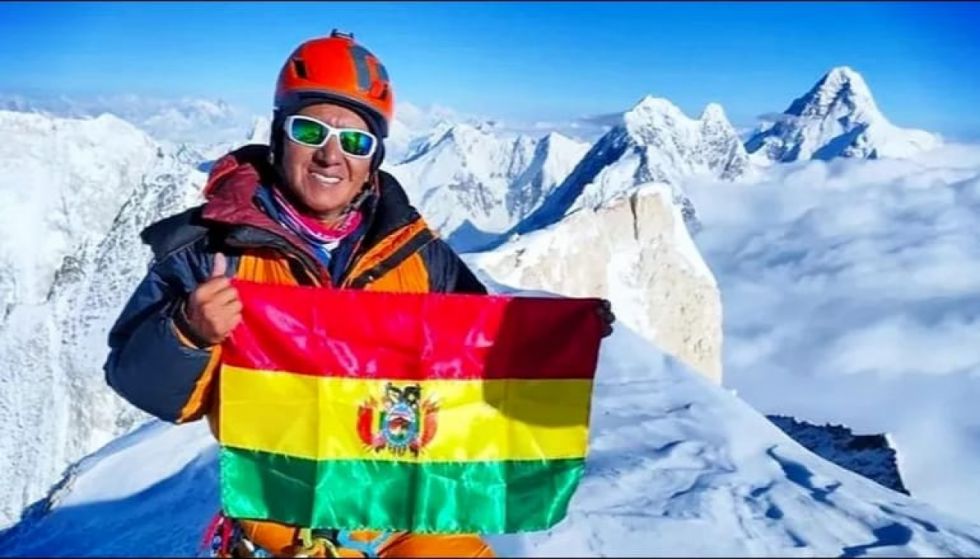 El boliviano Hugo Ayaviri conquista el Lhotse, la cuarta montaña más alta del mundo