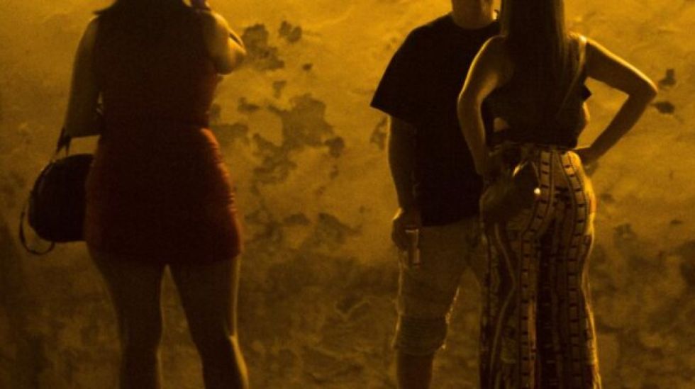 Indagan explotación sexual en un lenocinio clandestino