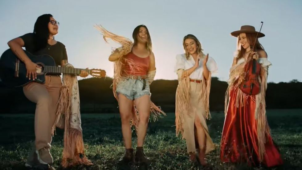 Las Churas regresan y estrenan su primer videoclip "Canto a la Vida"