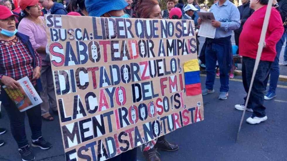 Combustibles: ecuatorianos contra el alza de precios