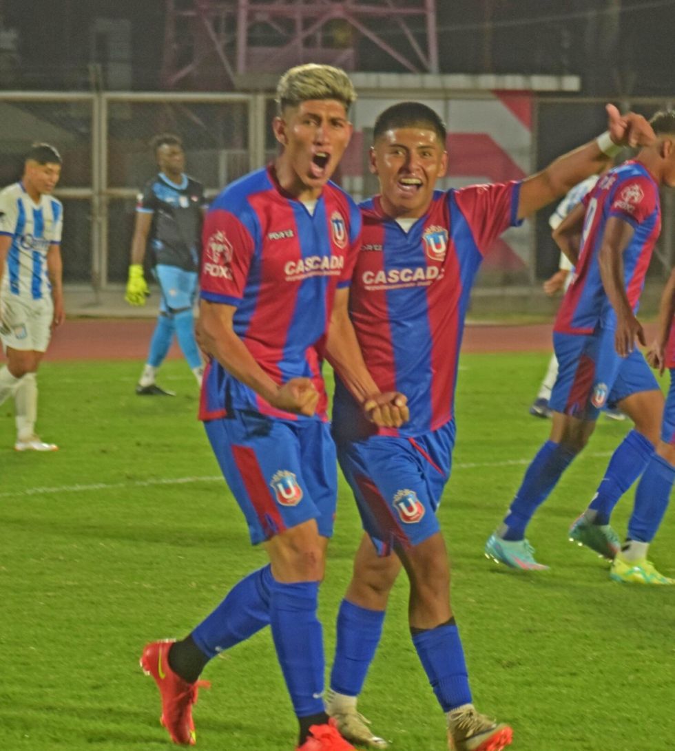 Universitario da el primer golpe ante Ciclón