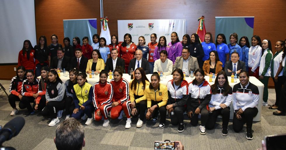Comienza una nueva era del fútbol femenino: Los 22 equipos que participarán en el torneo  