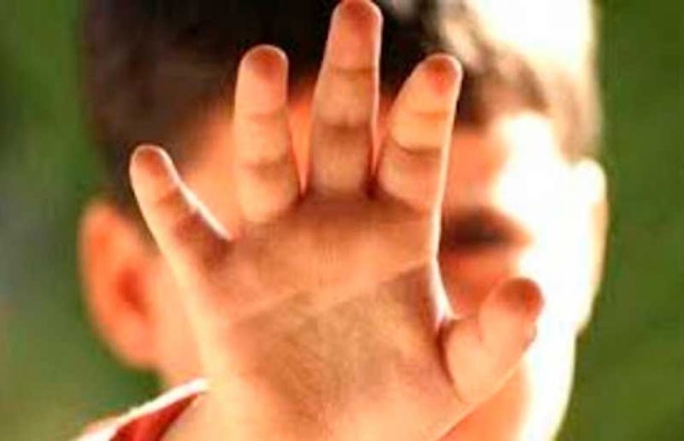 Mujer denuncia agresión sexual y el sujeto estrangula a su hijo de 3 años