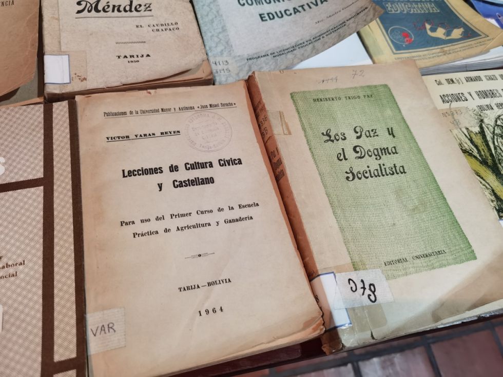 Enseñanza e historia, lado a lado