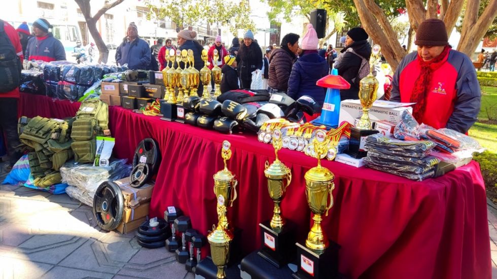 La Alcaldía equipará a 20 asociaciones de deportistas 