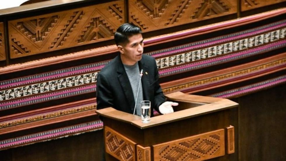Andrónico responde a Arce y le recuerda que en su despacho tiene un crédito de $us176 millones para promulgar