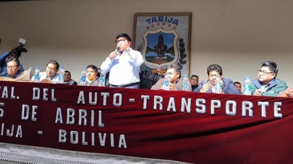 El Transporte pide cambios en YPFB y el Ministerio de Hidrocarburos