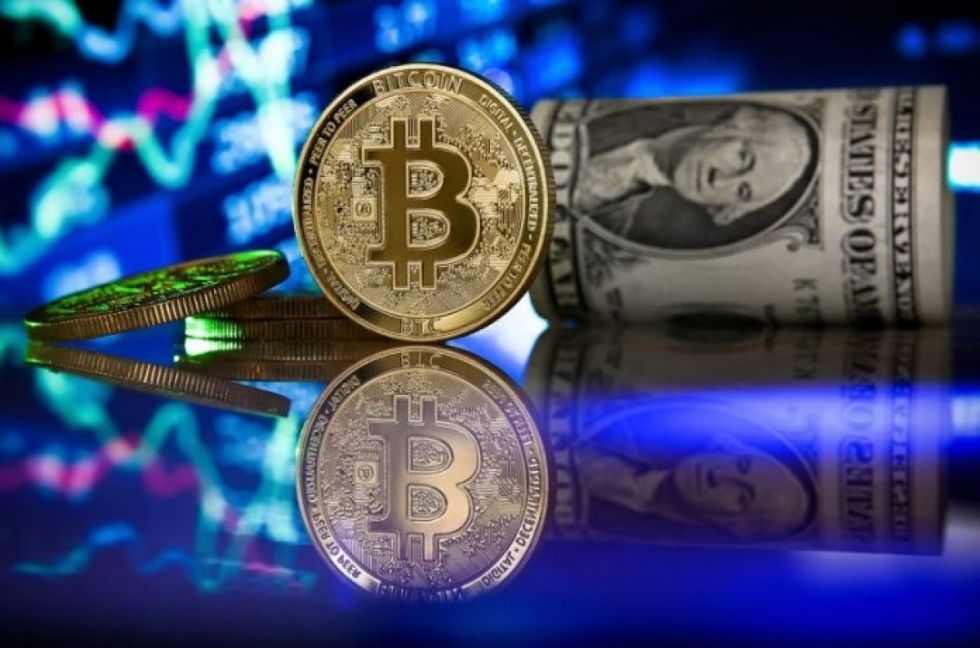Criptos: Ven virtudes y riesgos en medio de la falta de dólares