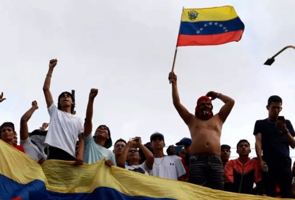 La Fiscalía de Venezuela confirma casi 750 detenidos durante las protestas opositoras