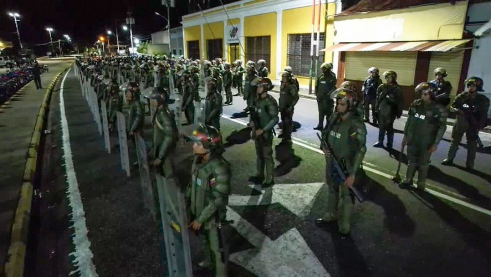 Violencia: Venezuela despliega patrullaje militar