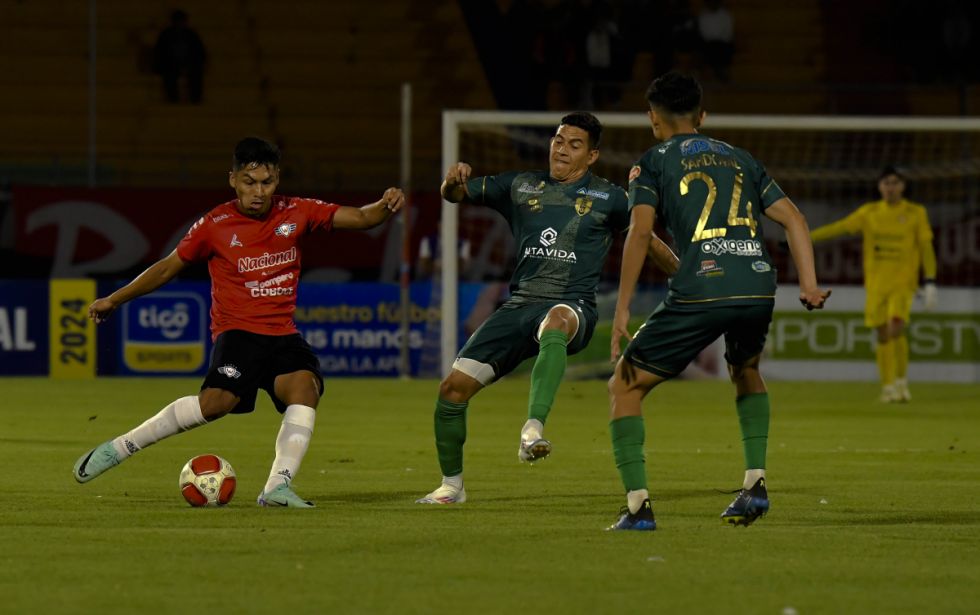 Real Tomayapo cayó en su visita a Jorge Wilstermann
