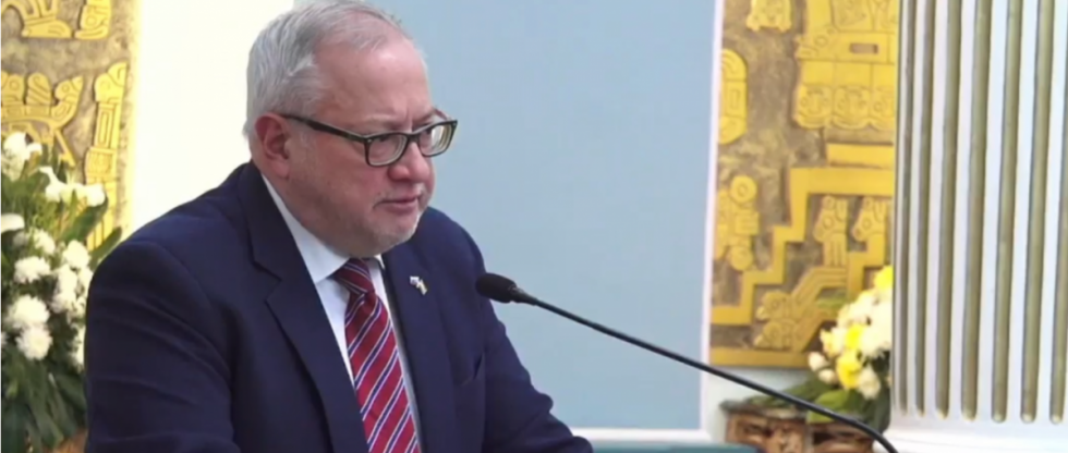 Rusia envía a Bolivia combustible y afirma que seguirá con la “colaboración”, dice embajador ruso en el país