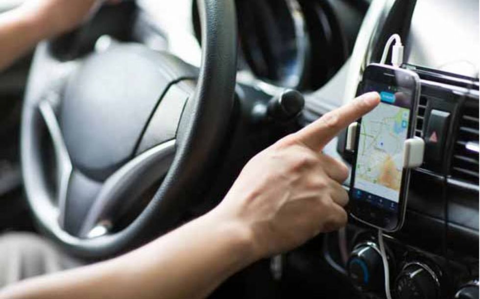 ATT descarta impuestos para las APP de transporte como Uber