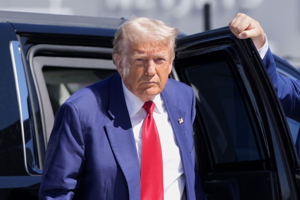 El FBI investiga "intento de asesinato" contra Trump