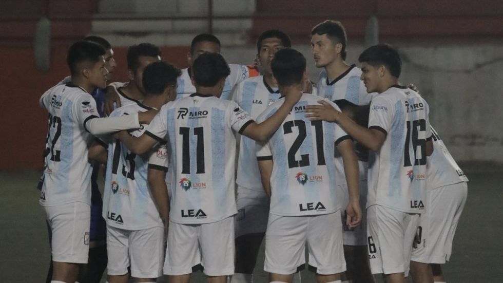 Ciclón no entrenó por falta de pago, mañana enfrentan a Industrial