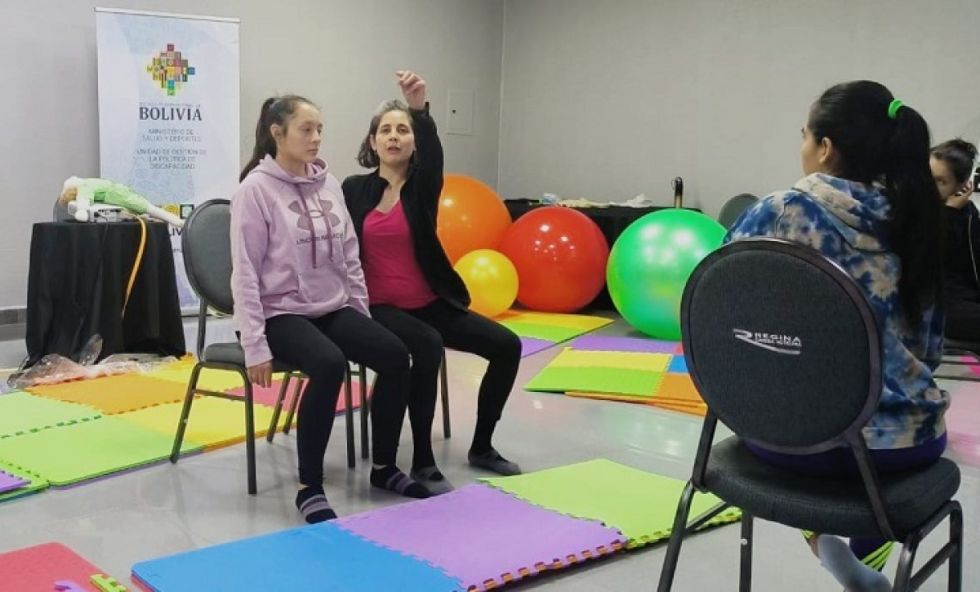 Capacitan a profesionales sobre la parálisis cerebral 