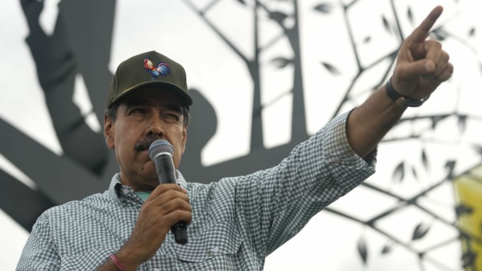 Justicia argentina ordena la detención de Maduro