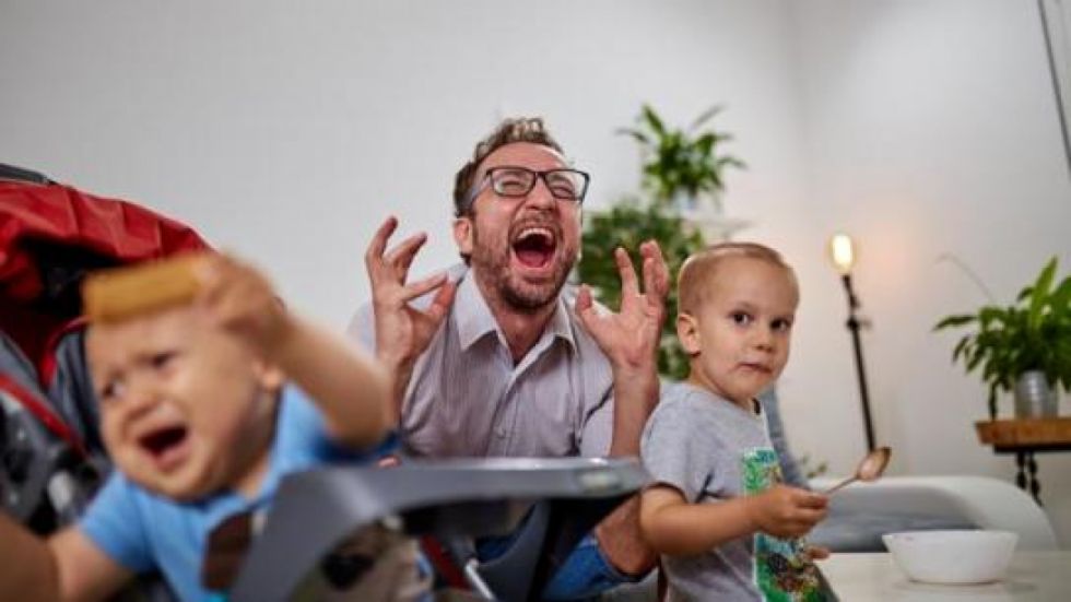 Si los padres están irritados o estresados y no controlan sus emociones es imposible que la disciplina positiva funcione