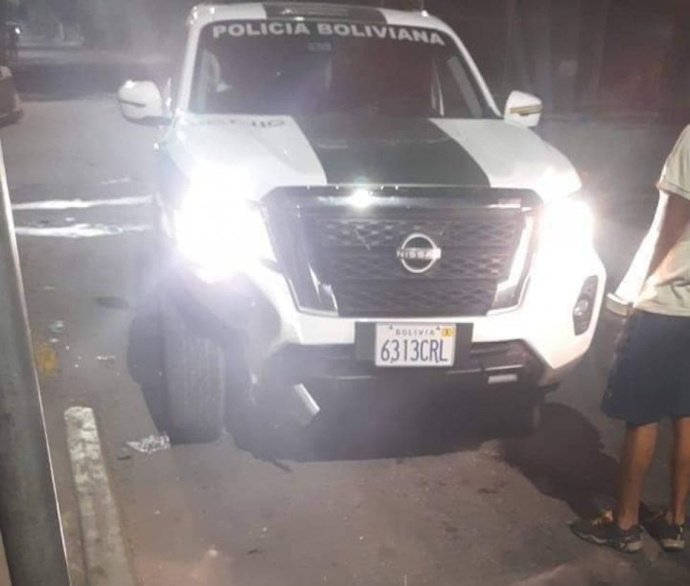 Patrulla policial protagoniza accidente de tránsito y se da a la fuga