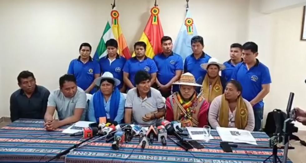 Evo Morales afirma que 200 abogados se ofrecieron defenderlo gratis