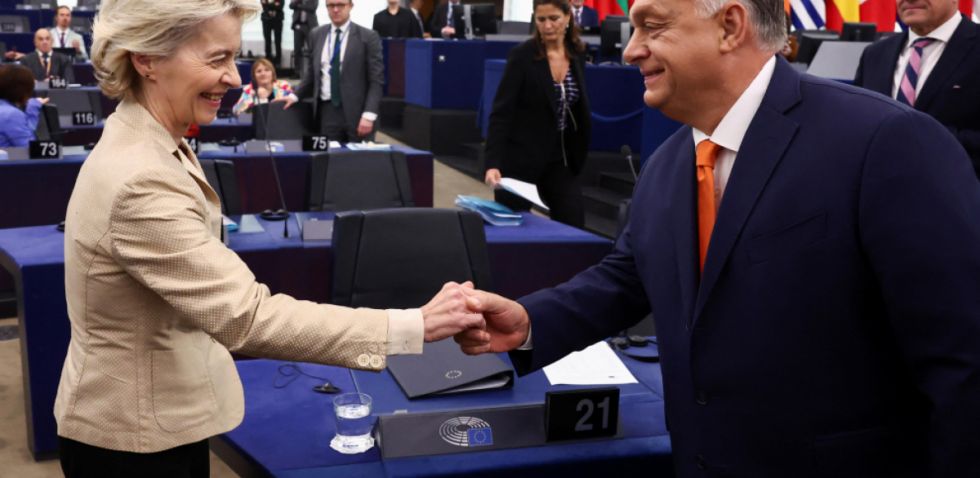 Von der Leyen fulmina el discurso de Orbán en Estrasburgo y parte del pleno canta el 'Bella Ciao' Von der Leyen fulmina el discurso de Orbán en Estrasburgo y parte del pleno canta el 'Bella Ciao'