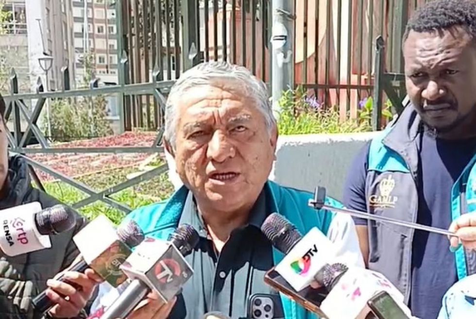 Arias dice que denunciará a Mujeres Creando para que no quede impune los daños a plaza Isabel La Católica