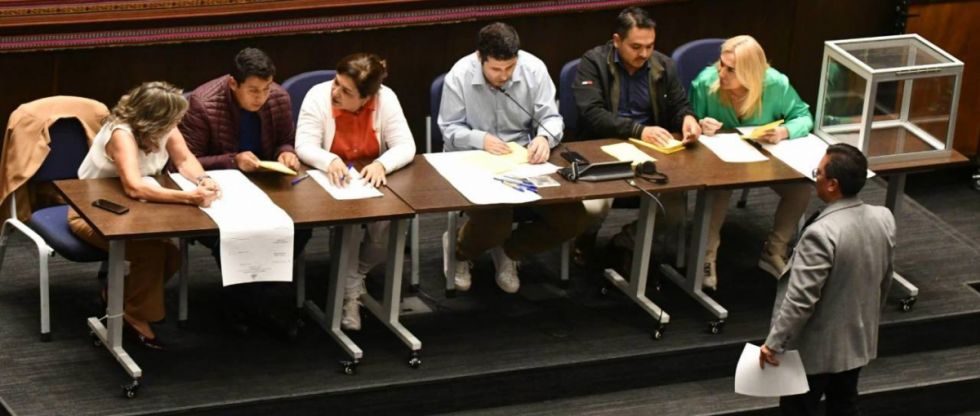 Elección de fiscal general: Mariaca y Montellano quedan en carrera para la segunda ronda de votación (En vivo)