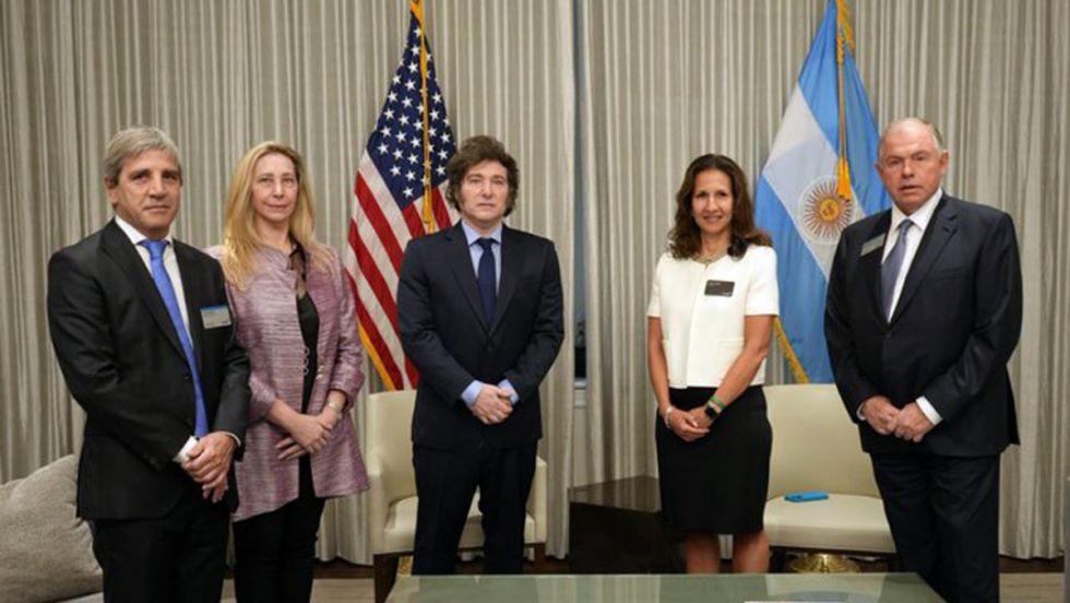 Milei remueve a Mondino y nombra nuevo canciller