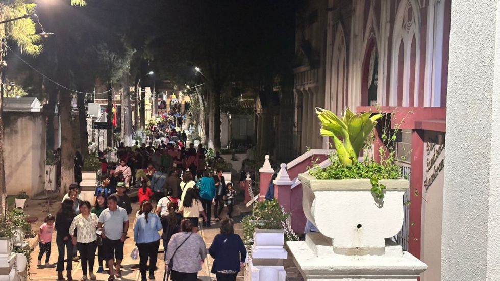 La noche en el cementerio