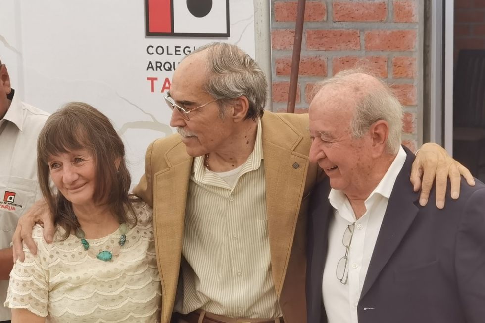 Navajas, Camponovo y López