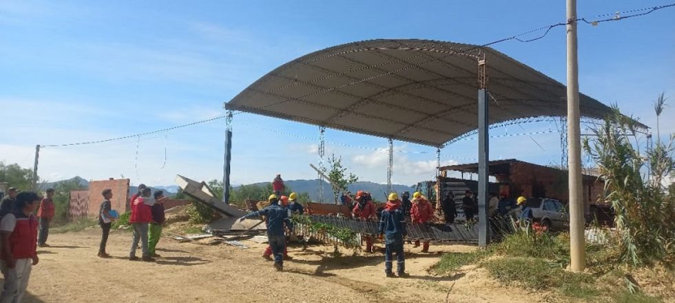 Demuelen construcción en San Jorge I
