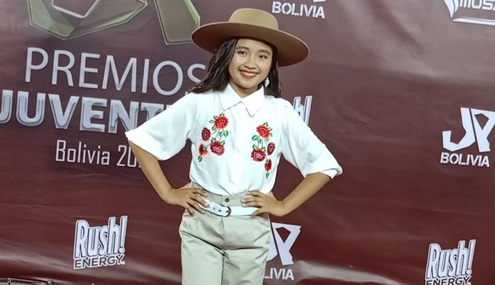 Premios Juventud: La tarijeña Kristen Burgos ganó en la categoría Mejor Artista Revelación Júnior