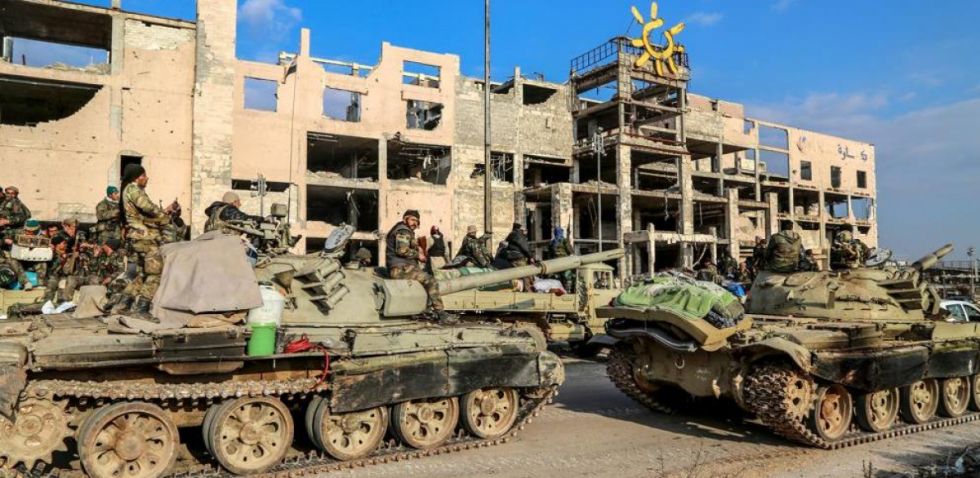 Los islamistas sirios toman Hama y Damasco reconoce que su ejército se ha retirado
