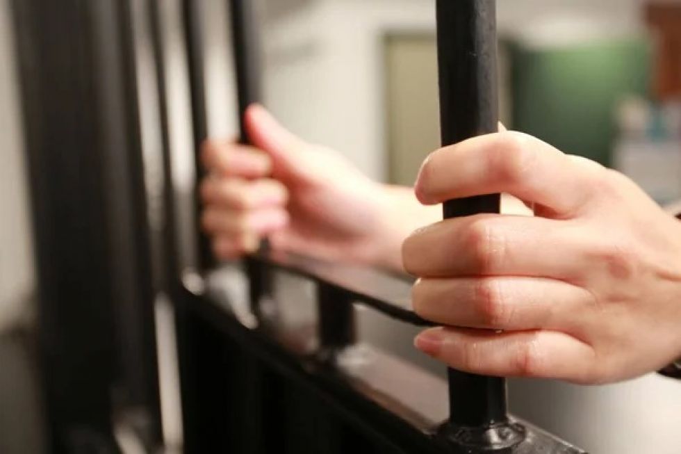 Condenan a sujeto que violó y contagió VIH a una menor