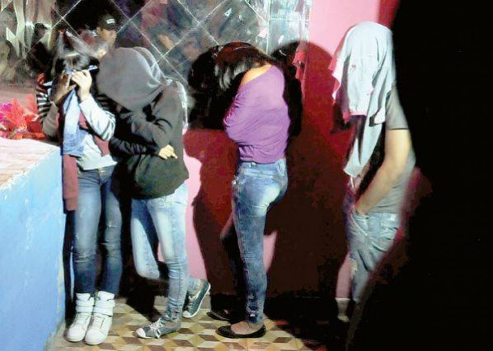 Cuatro trabajadoras sexuales extranjeras fueron aprehendidas