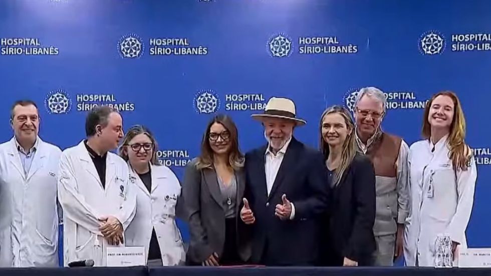 Lula recibe el alta hospitalaria