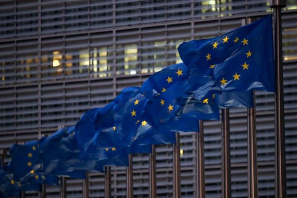 La UE anuncia restricciones contra personalidades rusas