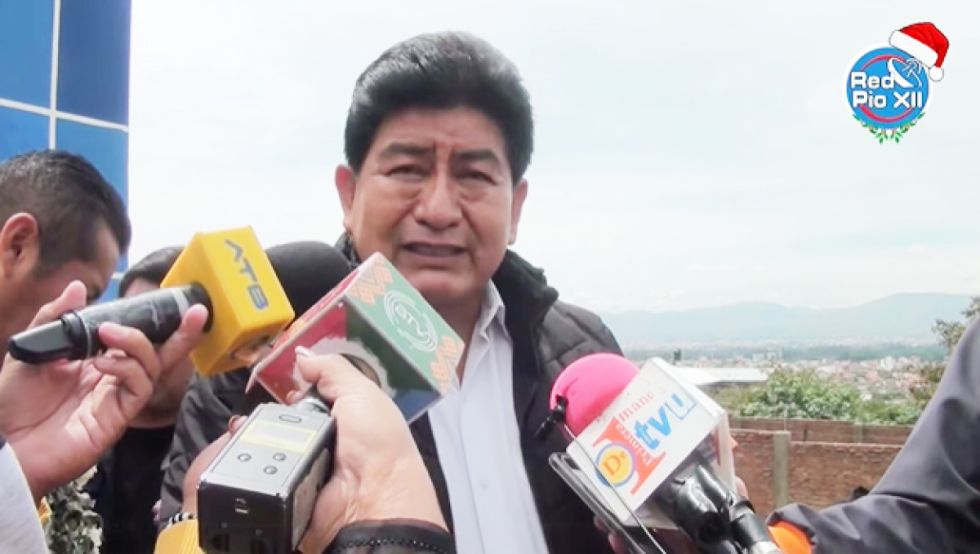 Ministro Montaño llama "cobarde" a Evo por atrincherarse en el Chapare